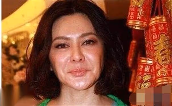 寧靜曝 「不老女神」真面目:凍齡全是假像,洗完臉都是黃臉婆!