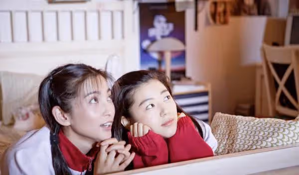 完美乾淨女明星代表全智賢，紅足20年還嫁入青梅竹馬豪門家