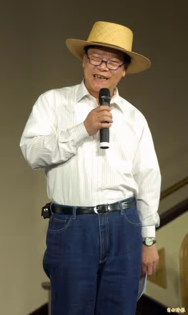 男星肝硬化病逝!女兒代領獎「超感人致詞」讓全網落淚 哽咽「向天上父親喊話」:爸爸你得獎了