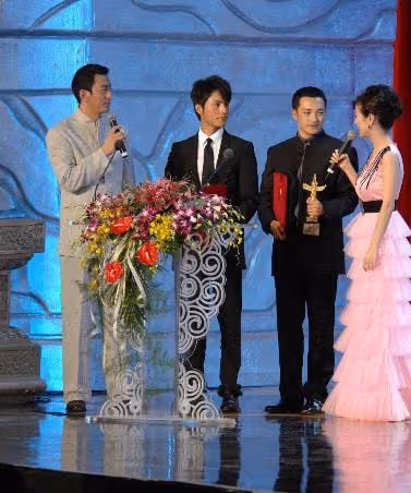 45歲富大龍,堅持不接廣告上綜藝、不直播賺錢,出道37年買不起房