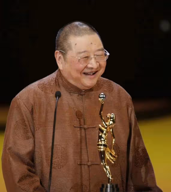 87歲著名作家倪匡去世!患皮膚癌多年放棄治療,姚晨等人悲痛悼念