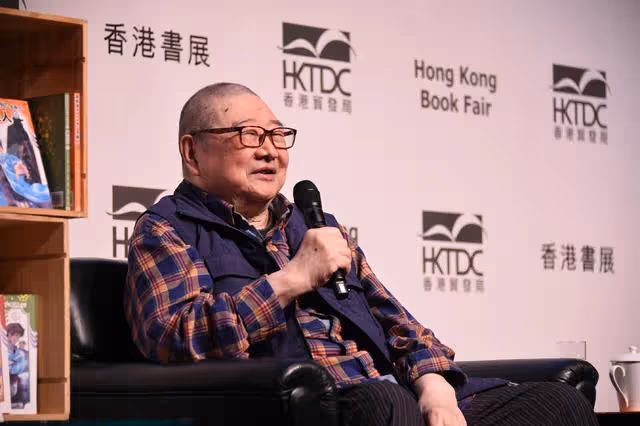 才子倪匡離世，曾自曝看淡生死希望海葬，與親妹亦舒20多年不聯絡