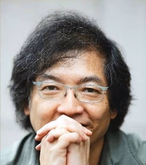 突傳死訊！香港知名導演突發心臟病在送醫途中不幸離世，終年70歲