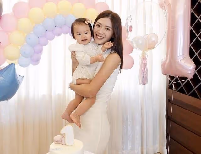 香港知名女星產後全面復出!住市值半億豪宅,與富二代未婚先孕