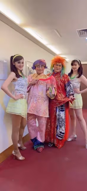 即將邁入60歲的許效舜,「錄影三天變一天」僅剩一個主持棒!樂在其中 「砸百萬轉行」也不忘進修自我!