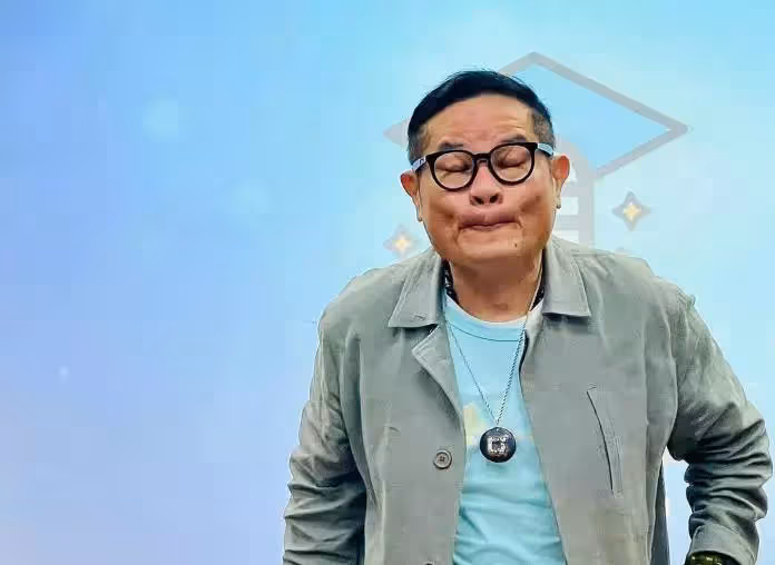 即將邁入60歲的許效舜,「錄影三天變一天」僅剩一個主持棒!樂在其中 「砸百萬轉行」也不忘進修自我!