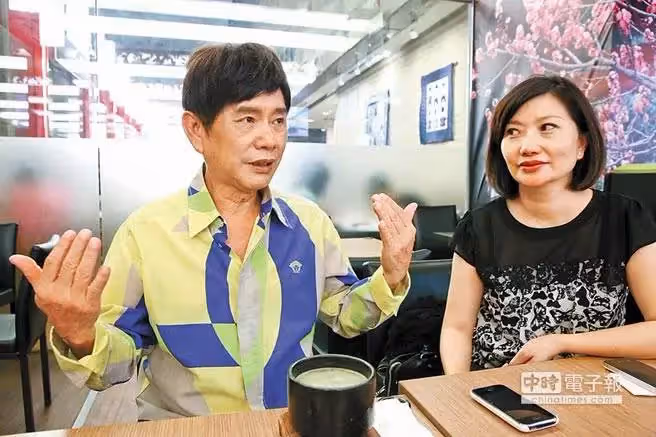 71歲黃西田「負債5千萬」嫩妻甘願一起熬,挺4月孕肚「狂接工作」:我好怕離開他