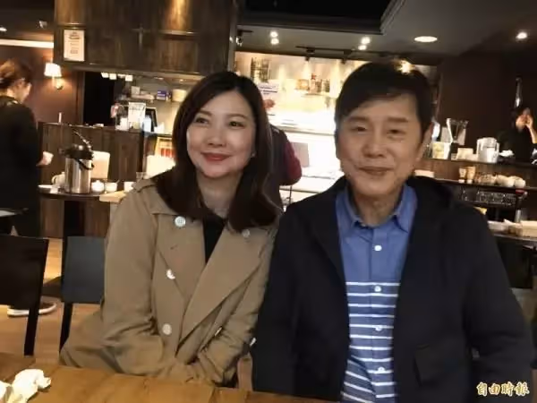 71歲黃西田「負債5千萬」嫩妻甘願一起熬,挺4月孕肚「狂接工作」:我好怕離開他