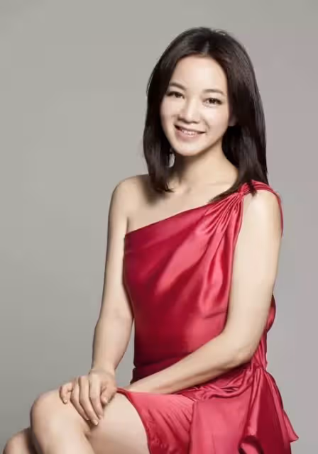 阿雅全家出遊近照,活佛老公低調送老婆千萬豪宅,女兒漂亮成家寶!