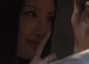 被醜男出軌家暴後,她逆襲並公開出櫃了?