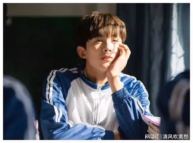 有種心動是男神穿校服!楊洋吳磊好養眼!王一博胡一天少年感十足