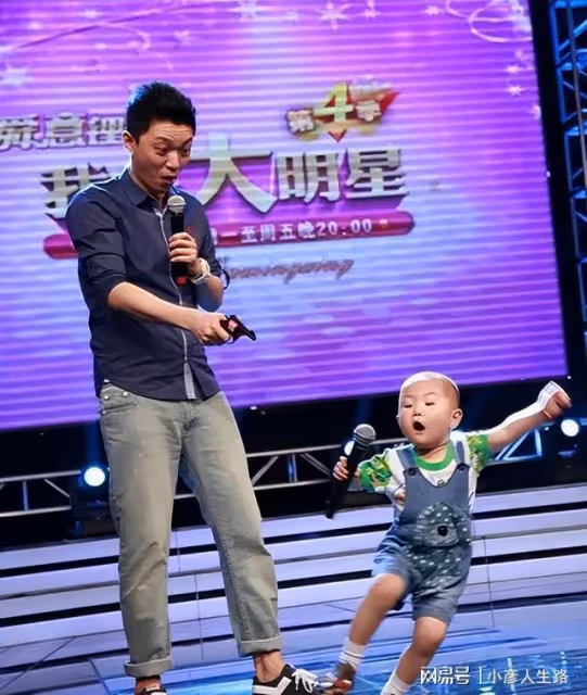 童星張峻豪：3歲出名，5歲上春晚，如今他咋樣了？