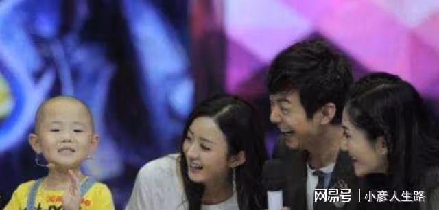 童星張峻豪：3歲出名，5歲上春晚，如今他咋樣了？