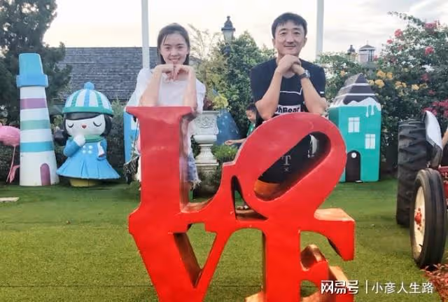 41歲劉伯勛告別儀式已舉行,妻子悲痛發聲,透露劉伯勛去世細節