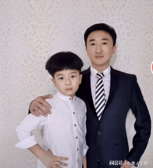 41歲劉伯勛告別儀式已舉行,妻子悲痛發聲,透露劉伯勛去世細節