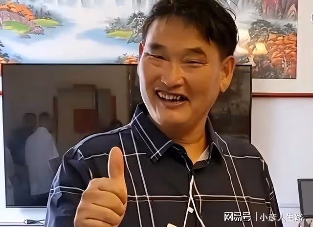 大衣哥渭南商演叫停後，在家當音樂老師做學問，無償傳授演唱竅門