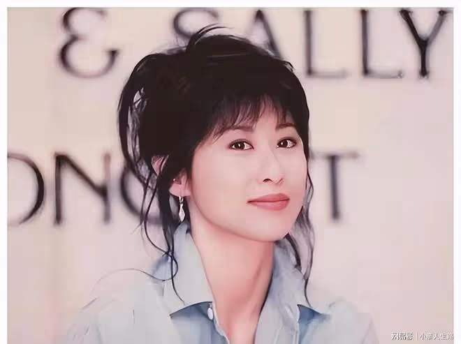61歲的葉倩文,與林子祥結婚25年,未生一兒半女,婚姻依舊幸福