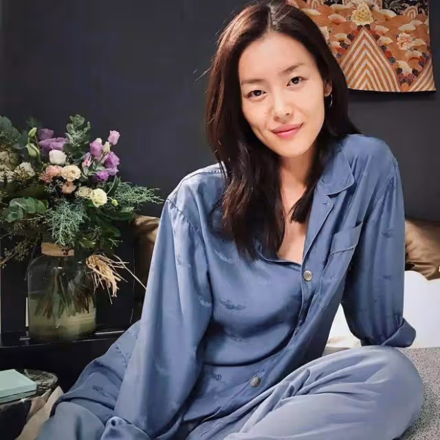 劉雯井柏然感情瓜再添錘！女方連續三天現身男方小區，還一夜未出