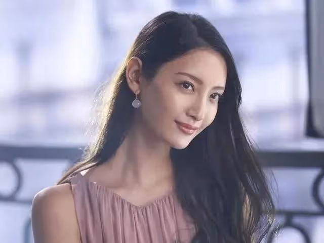 日本男社長直播侮辱20位女星,「深田恭子是大媽、石原里美煩人」,被網友罵到道歉…