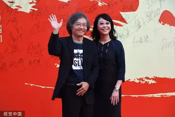 叱吒影壇！金馬獎名導「心臟病發猝逝」享壽69歲　友人悲痛「在女友臂彎中走了」最後對話曝光