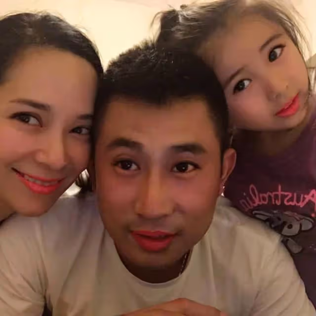 8位嫁給內地人的香港女星，有人連生4胎，有人被婆婆嫌棄不能生