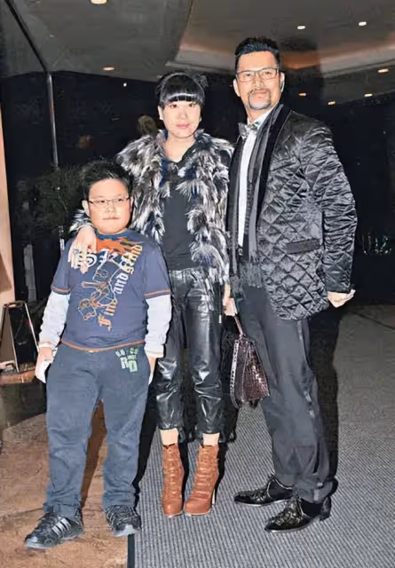 娛樂圈三婚男星群像,小嬌妻一個比一個嫩,個個喜歡老牛吃嫩草