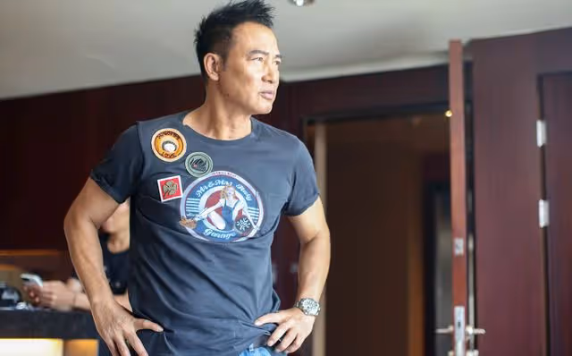 67歲任達華曝悠閒隔離生活,妻女不在身邊顯寂寞,三餐全靠保姆