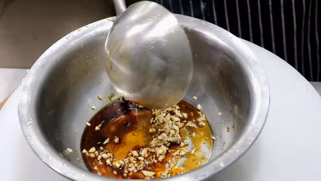 人到中年養肝太重要！肝臟最愛的5種食物，好吃又好做，別心疼錢