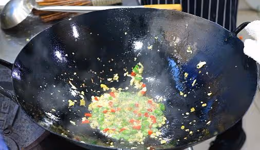 人到中年養肝太重要!肝臟最愛的5種食物,好吃又好做,別心疼錢