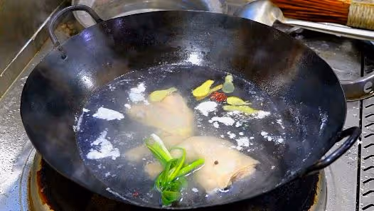 人到中年養肝太重要!肝臟最愛的5種食物,好吃又好做,別心疼錢