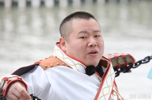 德雲社抽成多,岳雲鵬年入3000萬,你信嗎?