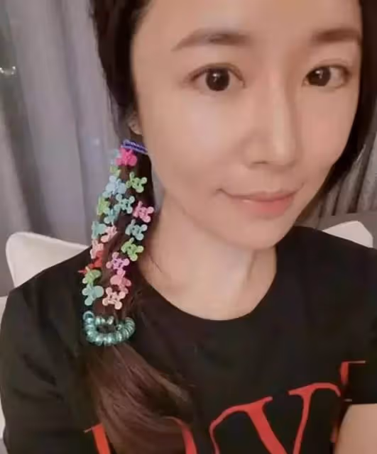 7歲小海豚正臉照曝光!遺傳林心如霍建華好基因,膚白貌美五官精緻,全網驚呼:這真的不是楊冪?