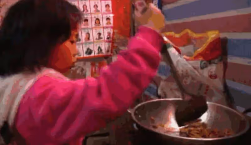 心酸!當你的孩子還在撒嬌時,這名5歲小女孩已經扛起了一個家,想起媽媽眼淚打轉,惹阿嬤鼻酸:無法實現