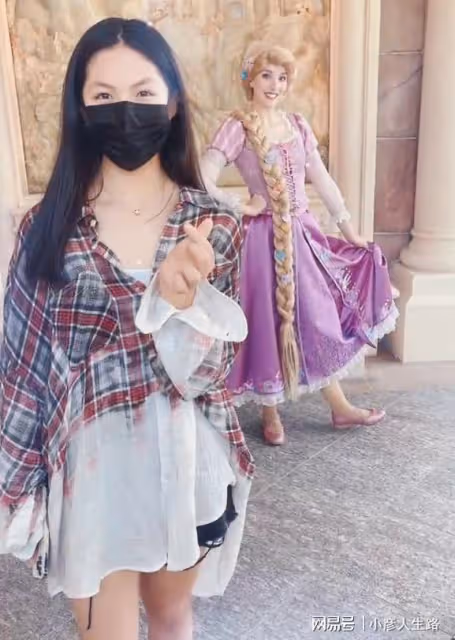 李湘王岳倫同曬女兒遊玩照,王詩齡瘦20斤似脫胎換骨,越來越美
