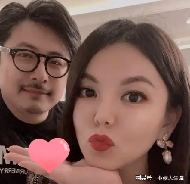 李湘王岳倫同曬女兒遊玩照,王詩齡瘦20斤似脫胎換骨,越來越美