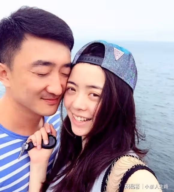 劉伯勛妻子悲痛告別丈夫,將堅強帶好一雙兒女,親密聊天記錄曝光