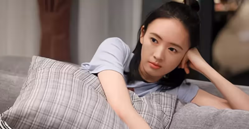 出軌老婆閨蜜被抓現行，老婆原諒，閨蜜卻不依不饒：她讓我來的