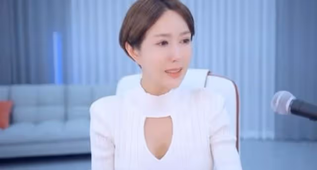 S.E.S女團成員賭博欠債7.9億韓元,如今賣慘健身一個月一百塊