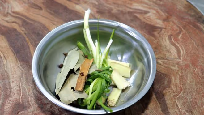 三伏吃肉有講究，建議多吃這3種「涼肉」，少吃熱肉，舒服過伏天