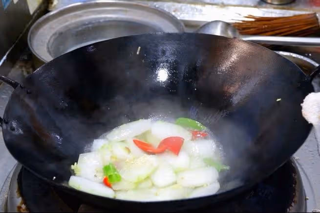 三伏吃肉有講究,建議多吃這3種「涼肉」,少吃熱肉,舒服過伏天