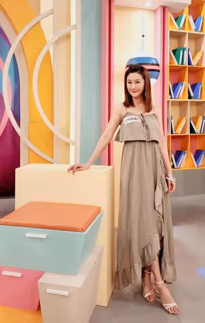 由姑姑養大，本土女星國小畢業就工作，賺錢32年嘆沒出息，終於有能力買孝親房給姑姑，含淚報恩