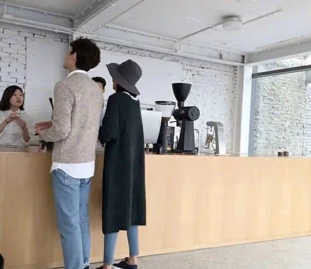 9年愛情長跑的演員鄭敬淏和少女時代崔秀英,全網都在催結婚