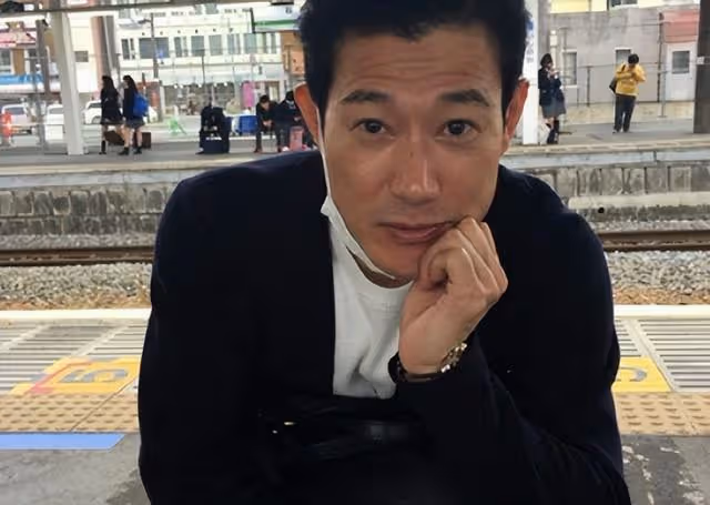 演15年鬼子回日本被暴打?讓女兒入中國國籍,為何中國能接受他?