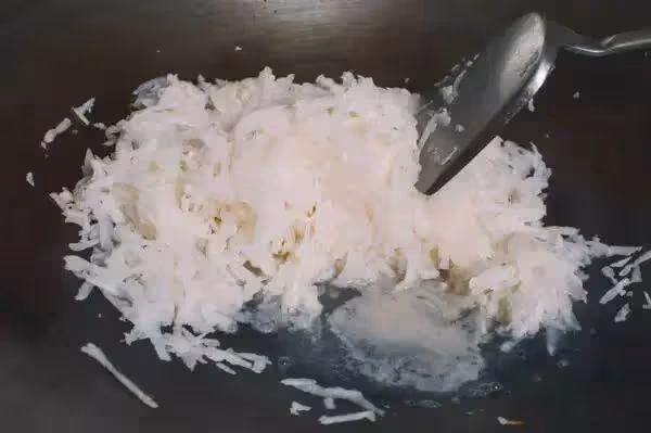 蘿蔔的爽脆和香菇的鮮香，搭配肉末的香味，這碗燉蘿蔔很下飯！