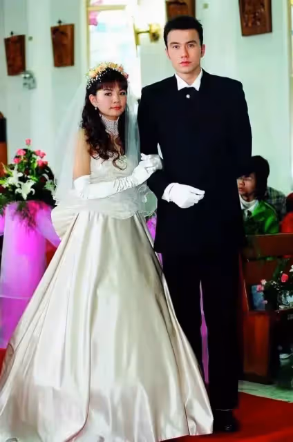 男星黃志瑋被曝拖欠銀行高額貸款,曾哭訴還不起錢,本人回應了