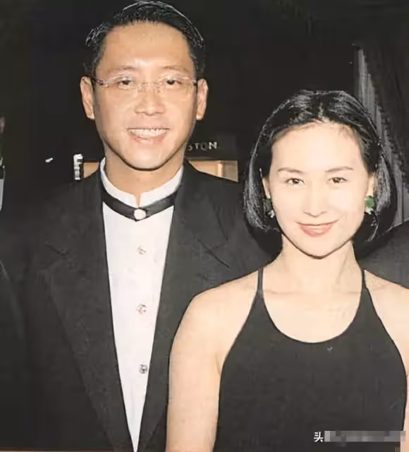 何超瓊:曾攜10億嫁給許晉亨,失婚22年後如今生活差距巨大
