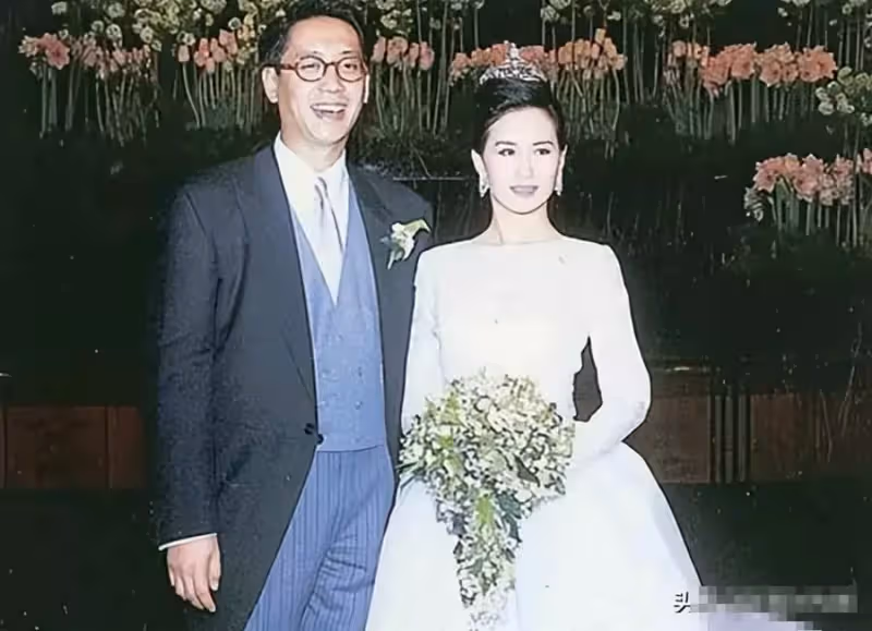 何超瓊：曾攜10億嫁給許晉亨，失婚22年後如今生活差距巨大