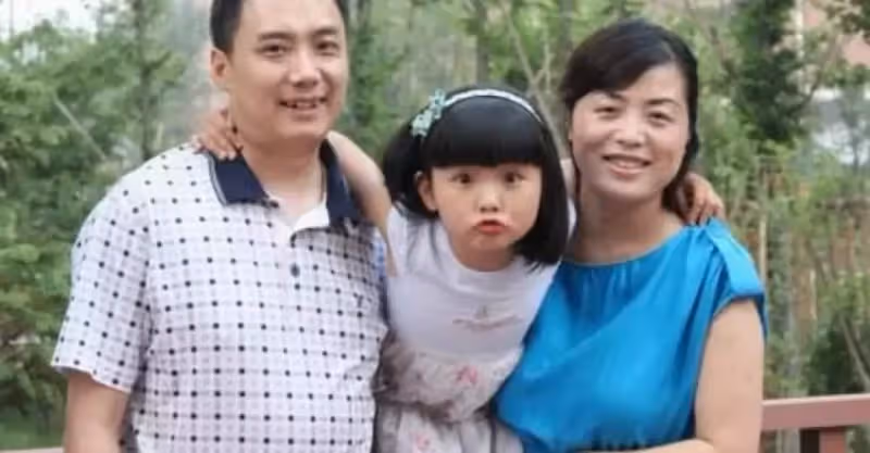 我和老公準備買新房，婆婆主動資助我們十萬，侄子的話我們都愣了