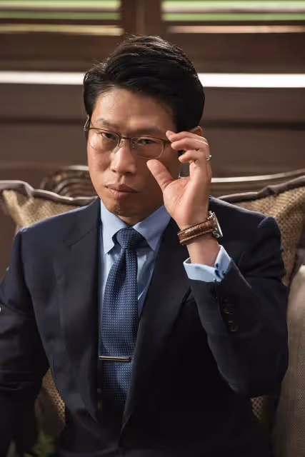 很醜但很有魅力的劉海鎮,錯過性感女神金惠秀,50歲仍單身