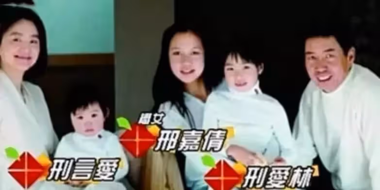 林青霞「女兒」終於長大了,眉眼簡直一模一樣,網友:很難不心動!